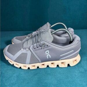 Size 10.5 - Women’s On Cloud 5 gray and peach shoes